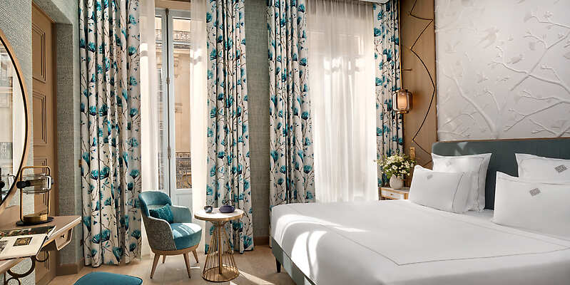 LA DEMEURE MONTAIGNE 5*