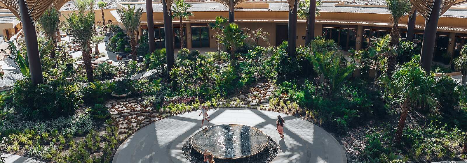 Heart of The Resort - Oasis 