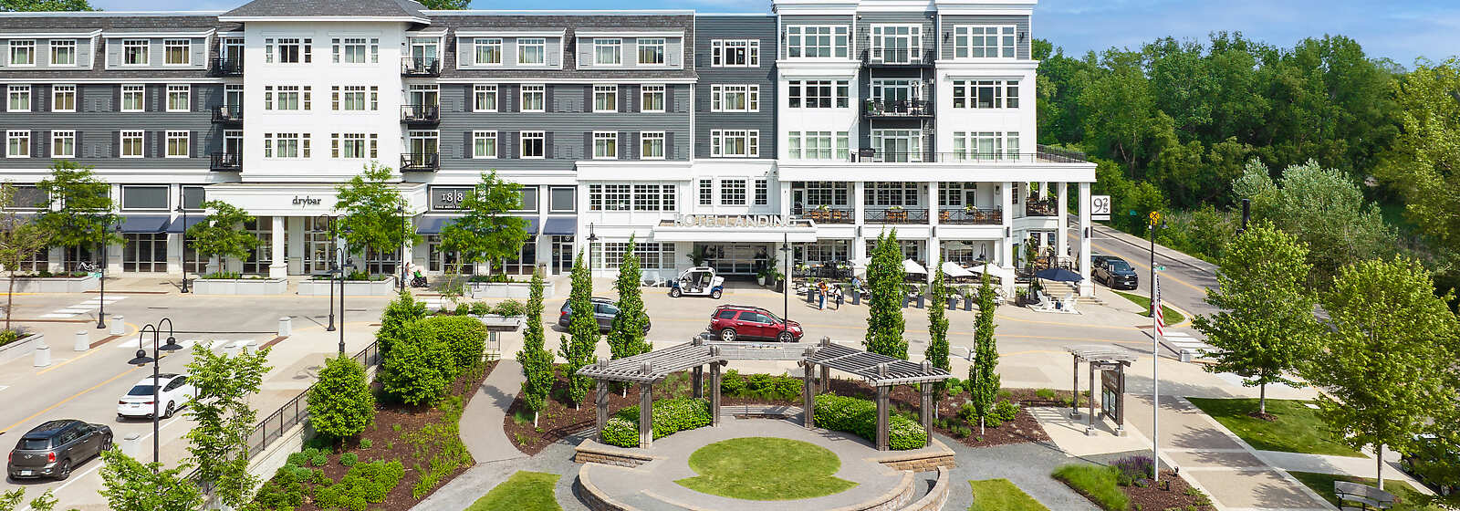 The Hotel Landing — a Wayzata, MN lakeside retreat where the experience is just as special as the destination.