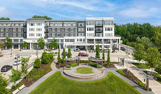 The Hotel Landing — a Wayzata, MN lakeside retreat where the experience is just as special as the destination.