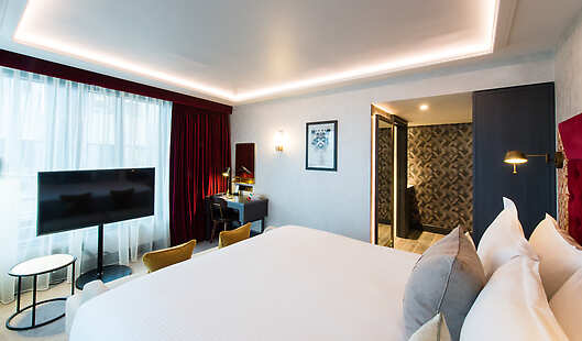 Deluxe Studio Vintry and Mercer 