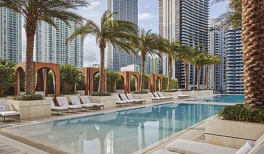 SLS LUX Brickell Pool 