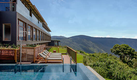 Outdoor Infinity Pool