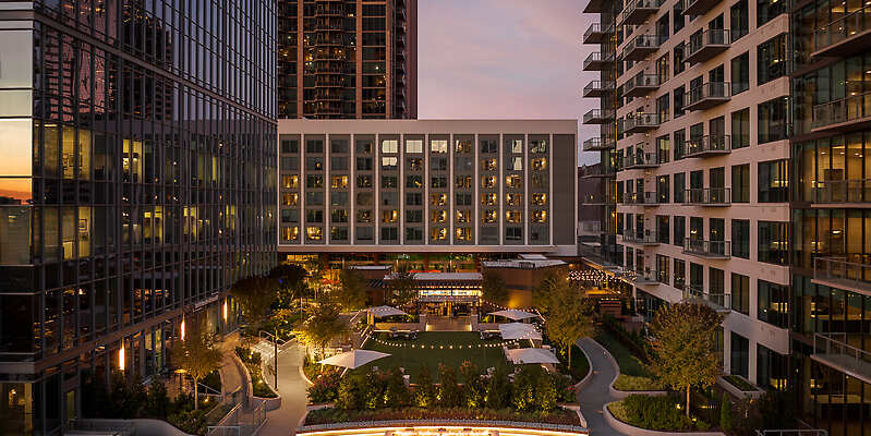 Epicurean Atlanta, Autograph Collection