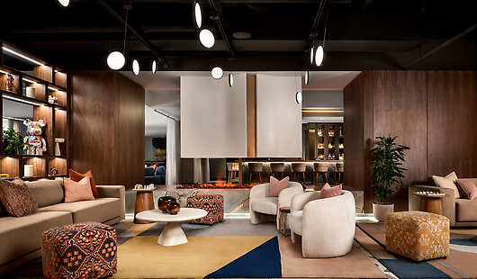 Enter the heart of the hotel—Living Room, and experience Toronto’s most celebrated neighbourhoods without ever setting foot outside.