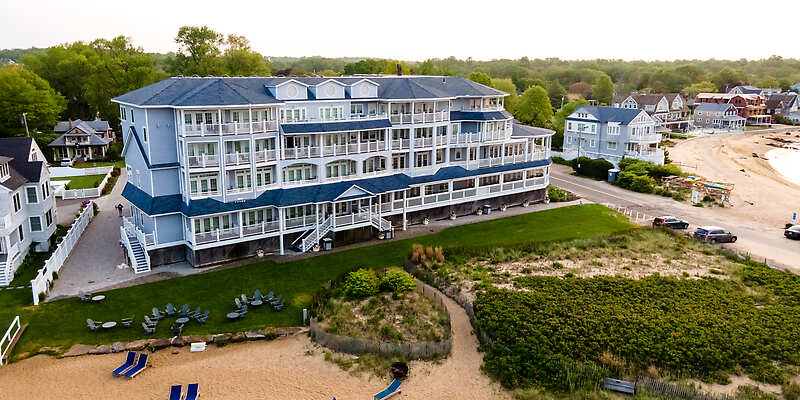 Madison Beach Hotel, Curio Collection by Hilton