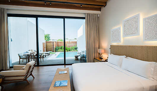 King Junior Suite with Private Pool