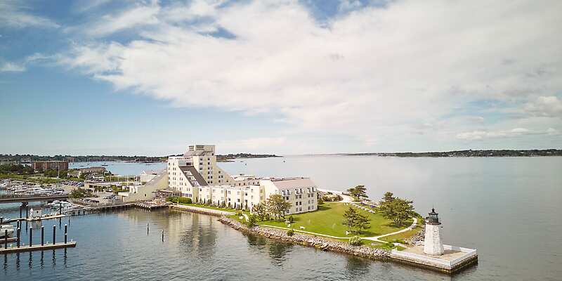 Newport Harbor Island Resort