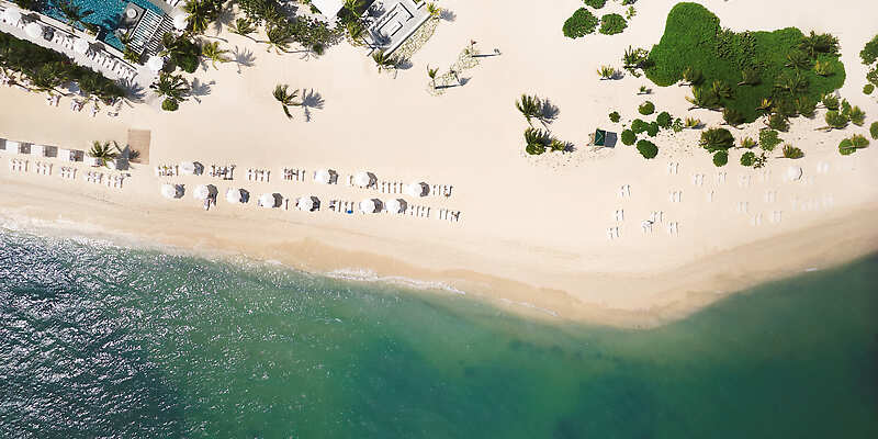 SLS PLAYA MUJERES