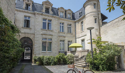 YNDO Exterior and Courtyard