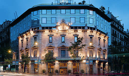 Hotel Claris Exterior 