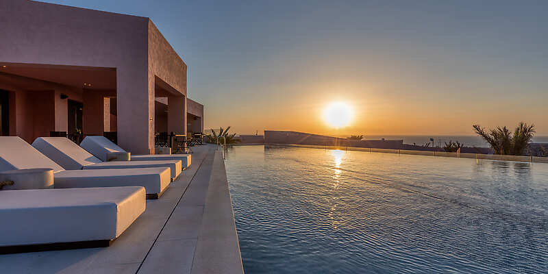 Domes Novos Santorini, Autograph Collection
