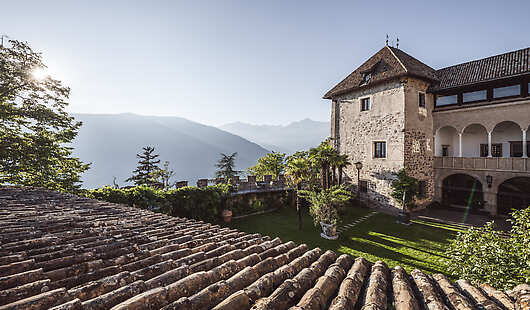 Castel Fragsburg Exterior