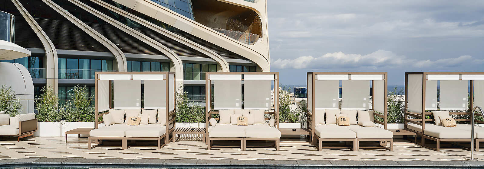 ME Malta Outdoor Swimming Pool 