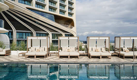 ME Malta Outdoor Swimming Pool 