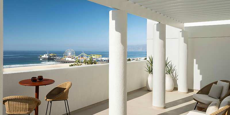 Sandbourne Santa Monica, Autograph Collection