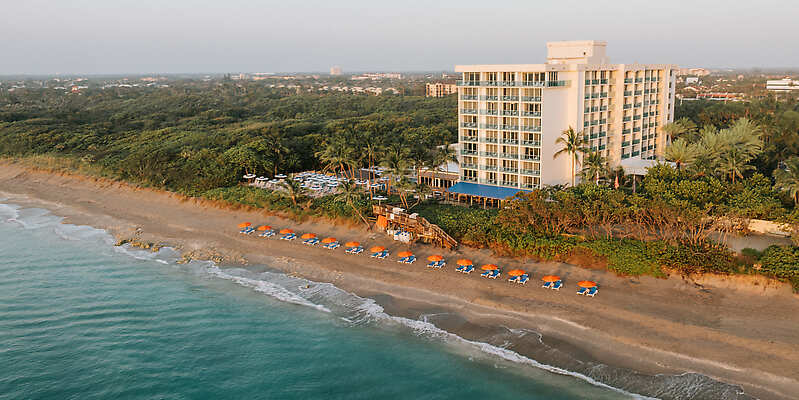 Jupiter Beach Resort And Spa