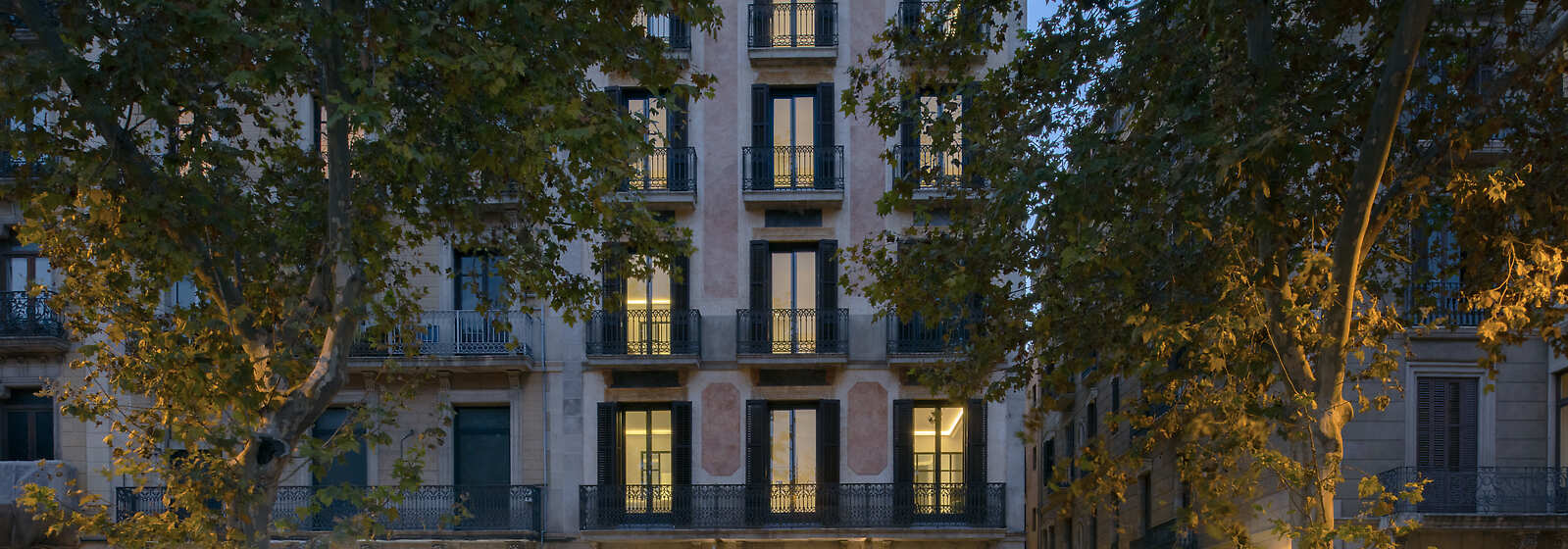 Serras Barcelona Exterior