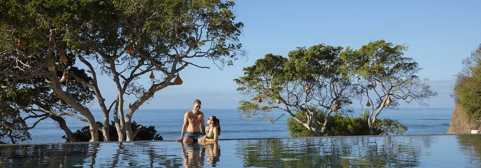 Infinity Swimming Pool 
