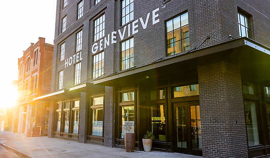 Hotel Genevieve Exterior