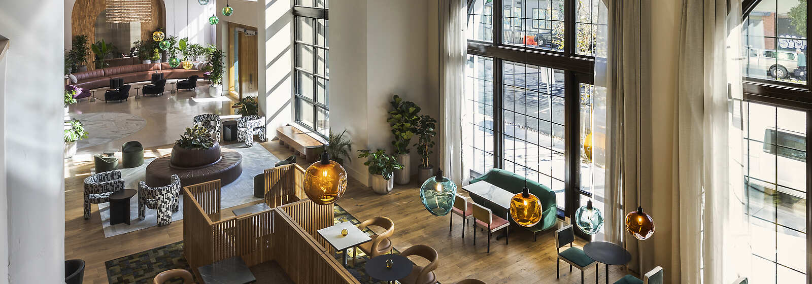 Kissel Uptown Oakland Lobby and Restaurant 