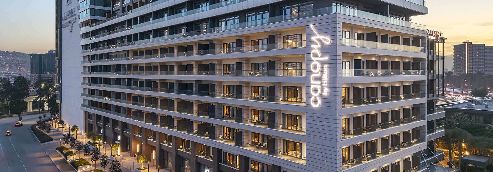 Canopy by Hilton Izmir Bomonti Exterior 