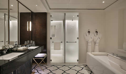 Guestroom Bathroom 