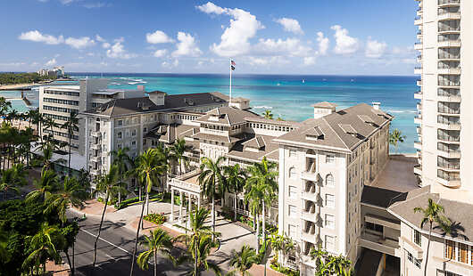 Moana Surfrider, a Westin Resort and Spa Exterior