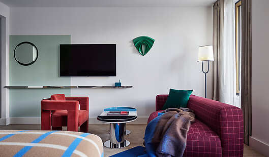 Premium Guestroom Living Area