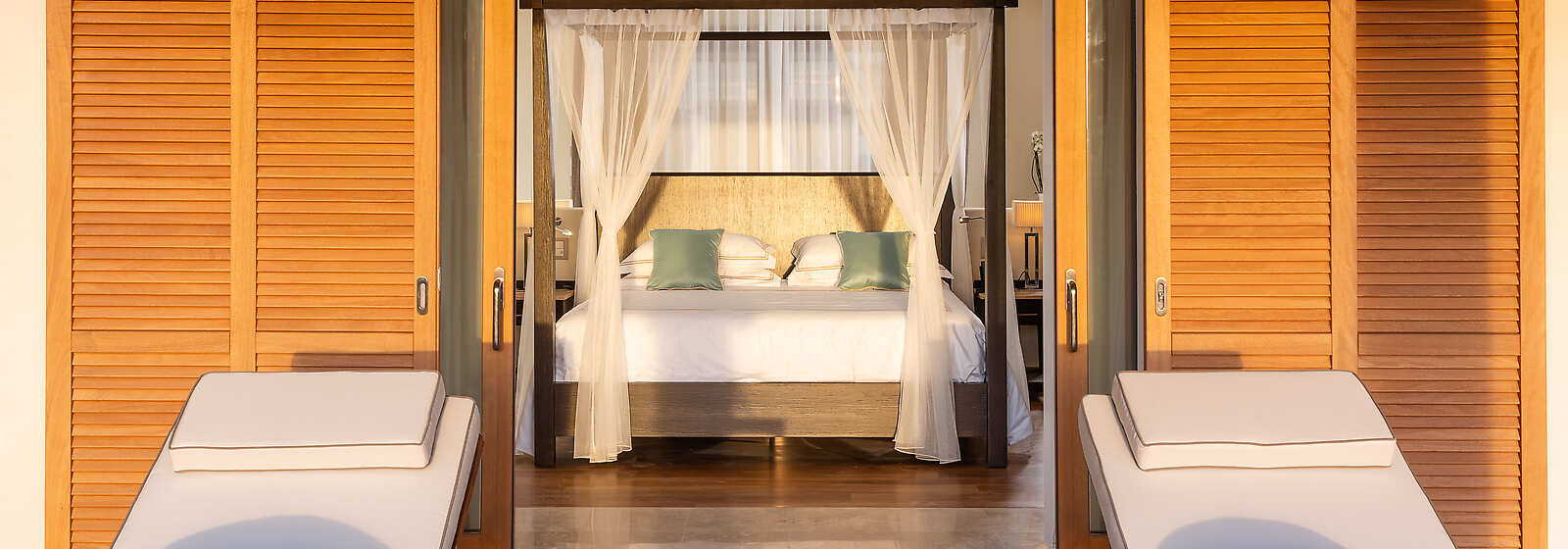 Suite Guestroom and Private Patio