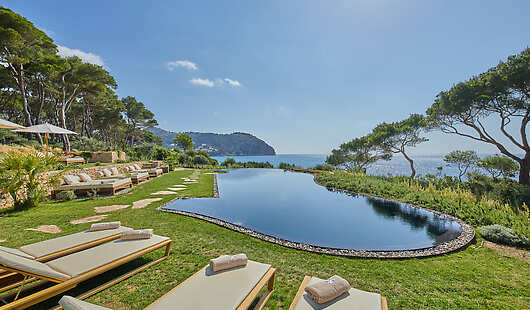 Infinity Pool