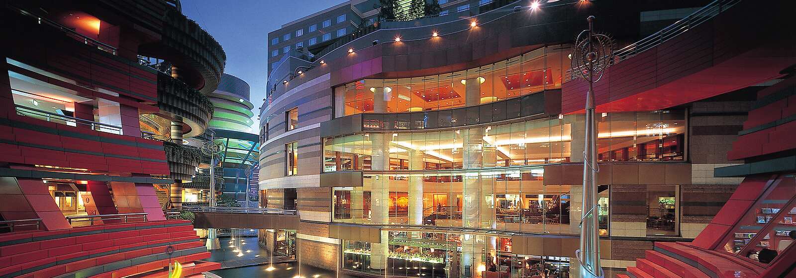 Exterior of Grand Hyatt Fukuoka