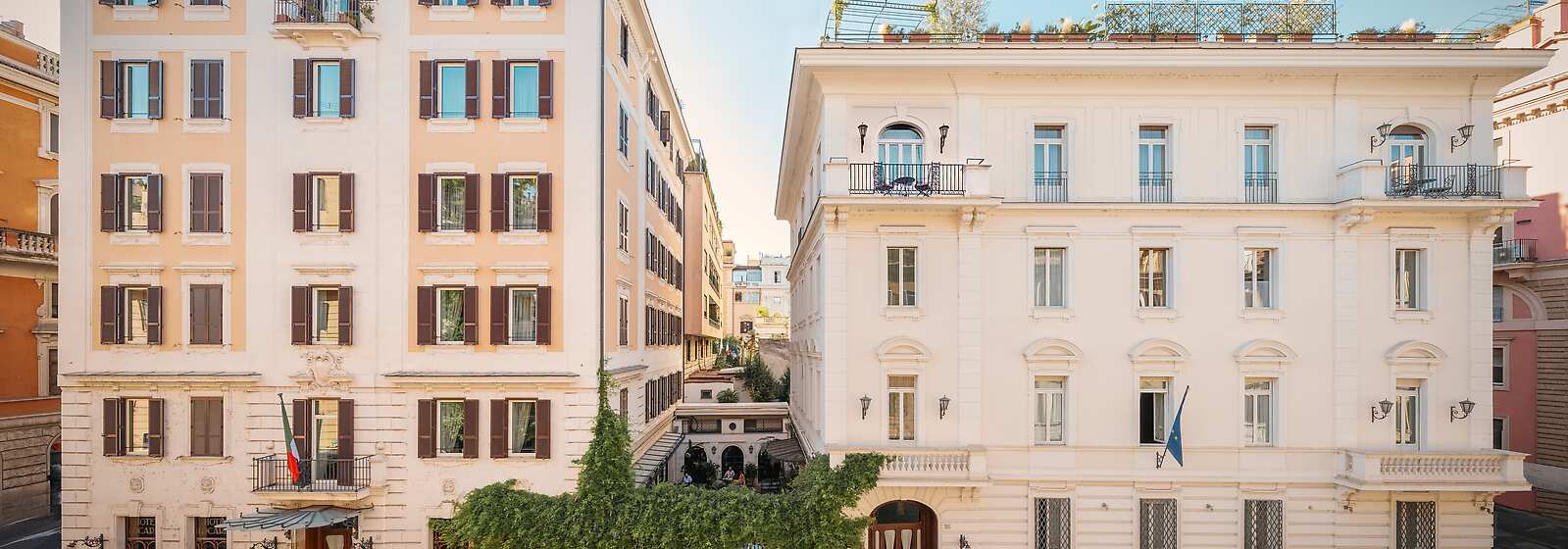 Exterior of Hotel Locarno