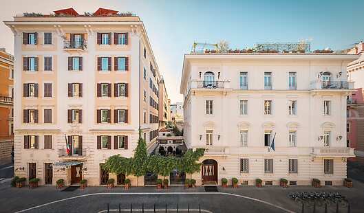 Exterior of Hotel Locarno