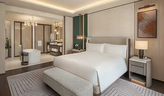 Signature Suite Bedroom 