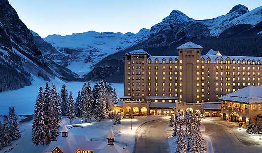 Fairmont Chateau Lake Louise in Winter