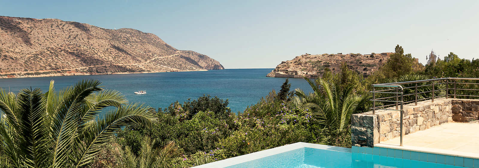 Island Luxury Suite Private Heated Pool