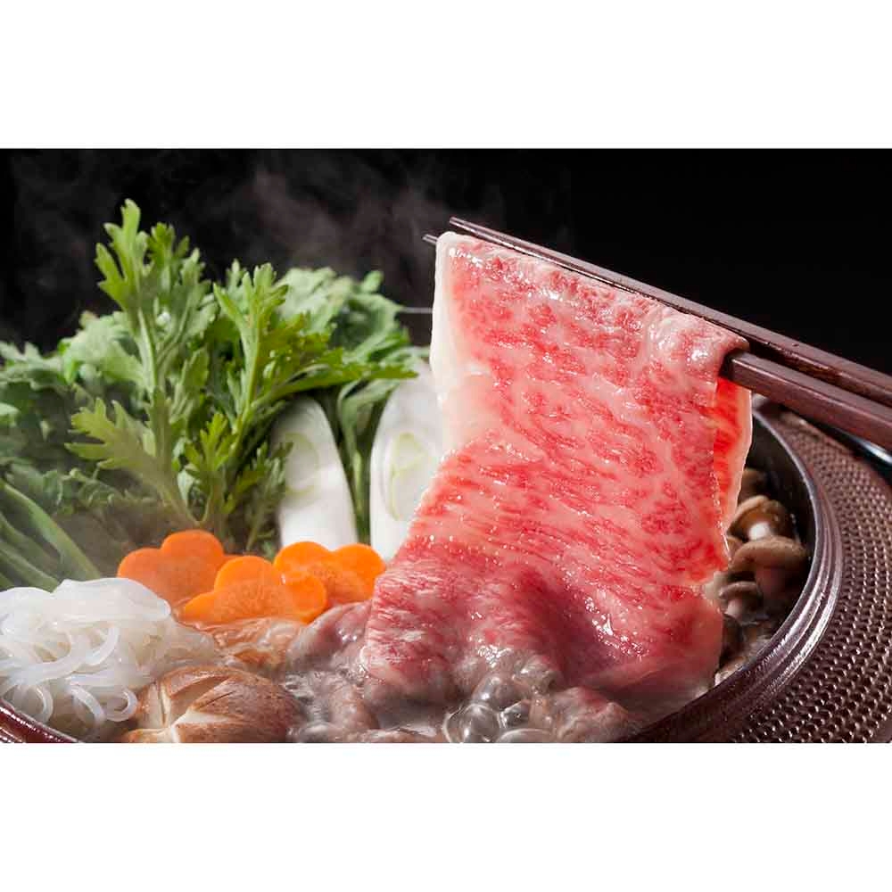 きめ細かいサシが入り、肉の旨み・甘みを味わえるロース肉を、割烹「祇園川上」が監修した割下で心ゆくまでお楽しみください。