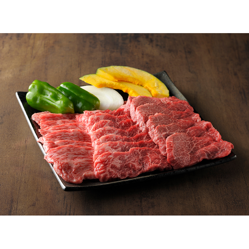 日本三大銘柄牛の中でも特に有名な「松阪牛」をすき焼用ともも肉焼肉用に詰合せ致しました。